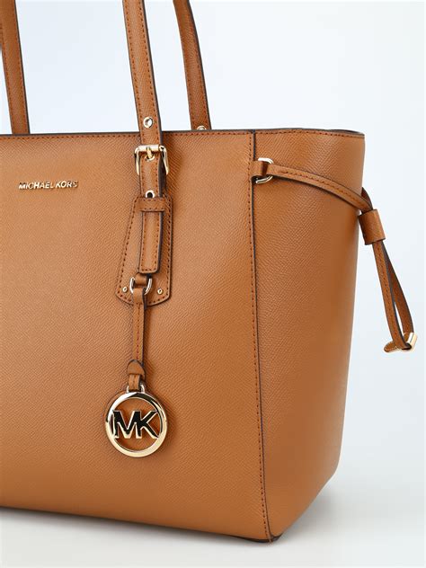 michael kors voyager tasche|michael kors voyager medium.